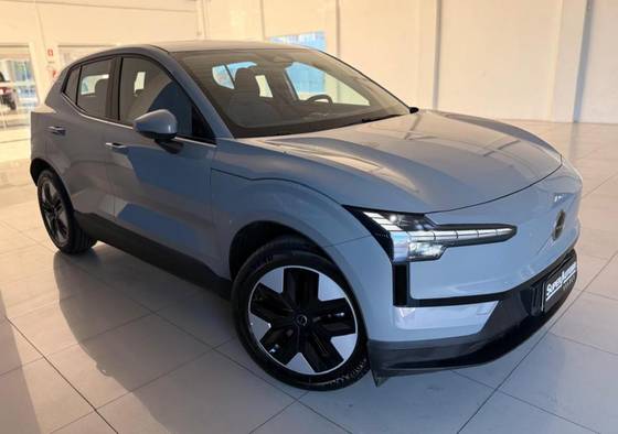VOLVO EX30 51 KW ELÉTRICO CORE